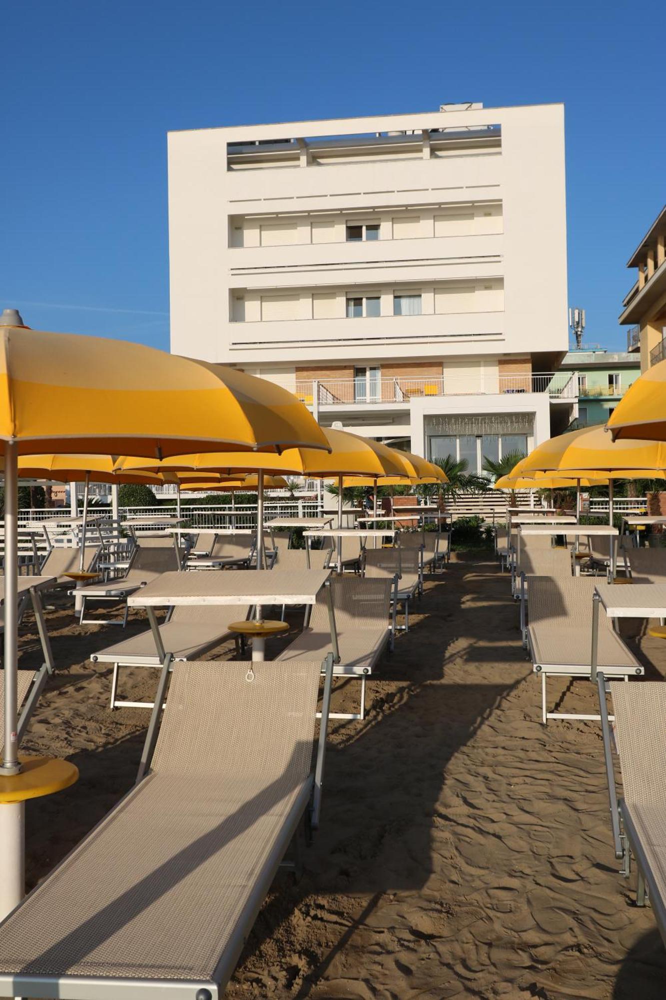 Hotel Elios Bellaria-Igea Marina Eksteriør billede