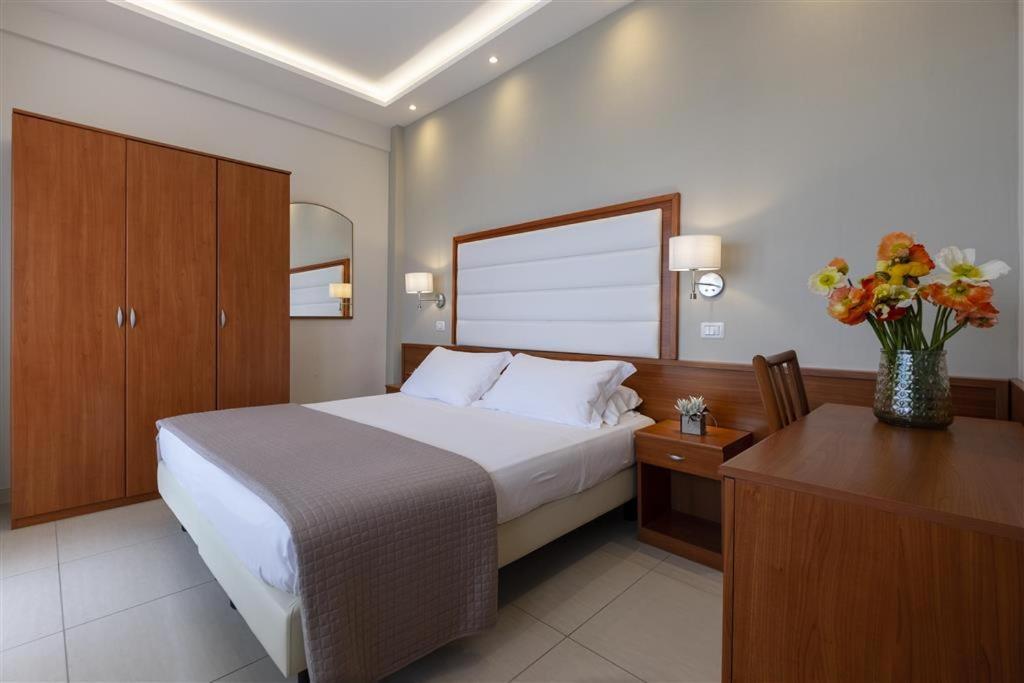 Hotel Elios Bellaria-Igea Marina Eksteriør billede